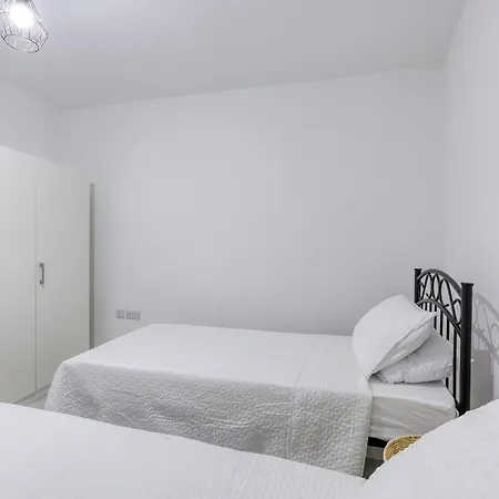 Modern 3br With Lovely Terrace In By 360 Estates Appartement *