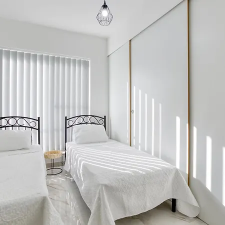 Modern 3br With Lovely Terrace In By 360 Estates