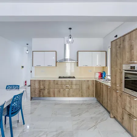 Modern 3br With Lovely Terrace In By 360 Estates Appartement *