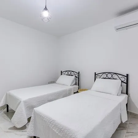 Daire Modern 3br With Lovely Terrace In By 360 Estates *