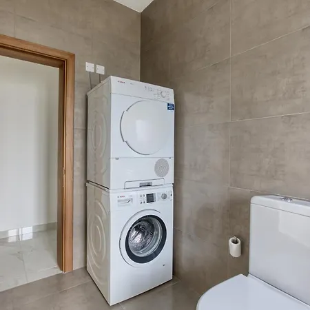 Modern 3br With Lovely Terrace In By 360 Estates *