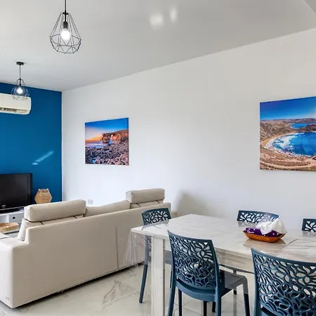Daire Modern 3br With Lovely Terrace In By 360 Estates *
